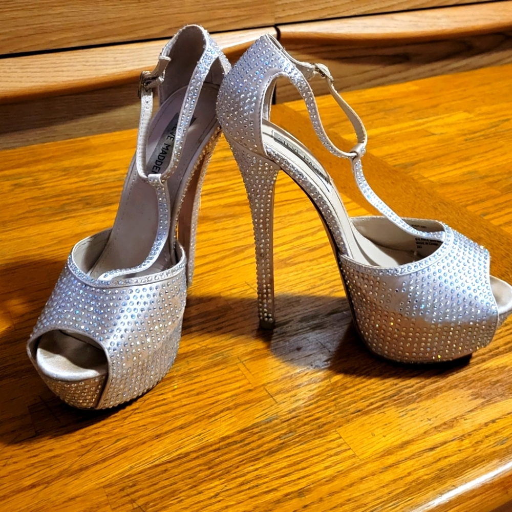 Steve Madden Silver Women's Heels